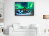 ・"Mount Kirkjufell"・Glass Wall Art - Wonders Of Wall